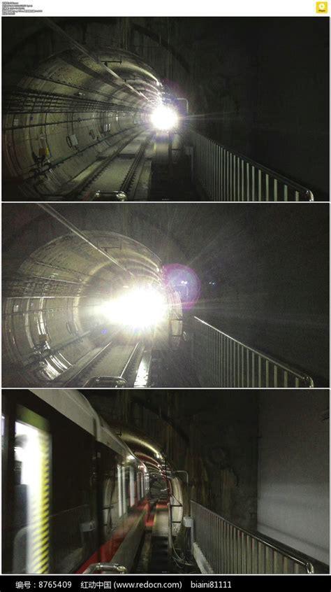 小火车过隧道